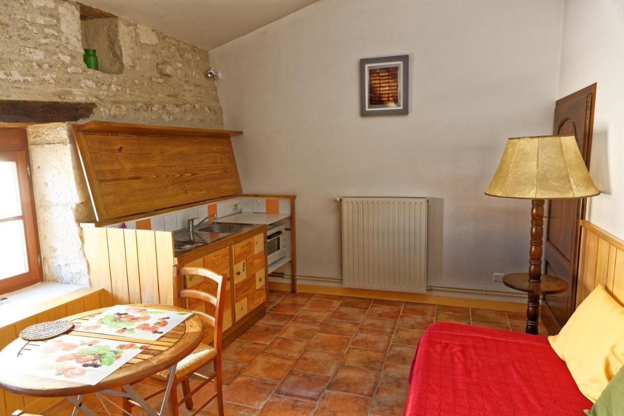 Chambres d'hôtes Les Tilleuls Les Velluire-sur-Vendee Extérieur photo